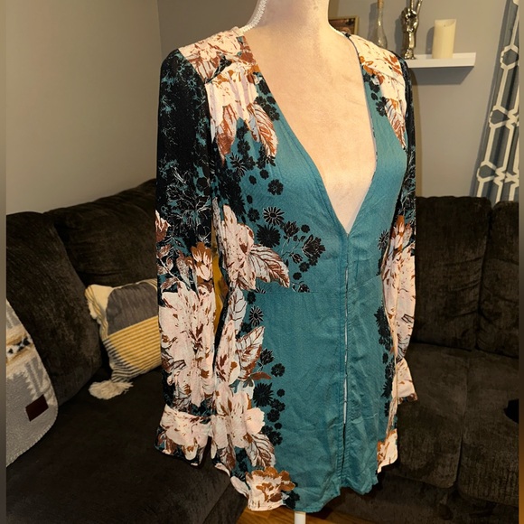 Free People NWT Mikayla Floral Print Tunic Long Sleeve Blouse Size XS/Small - Picture 6 of 16